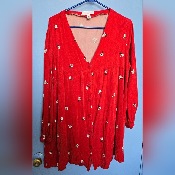 Tunic Style Top - Picture 1 of 4